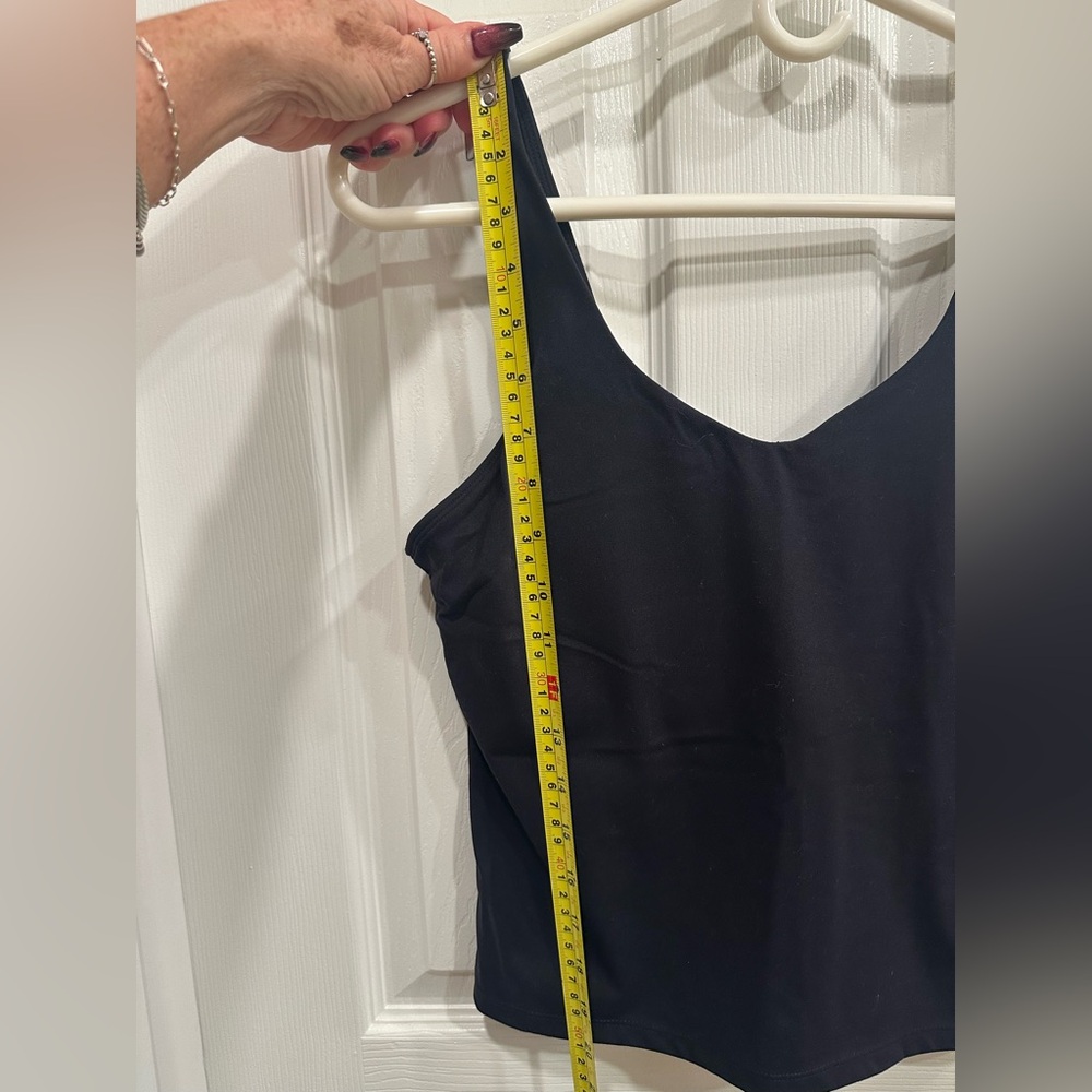 Posh Divah Athletic Sleeveless Tank Top, Black.  Size L (fitted) - Picture 3 of 6
